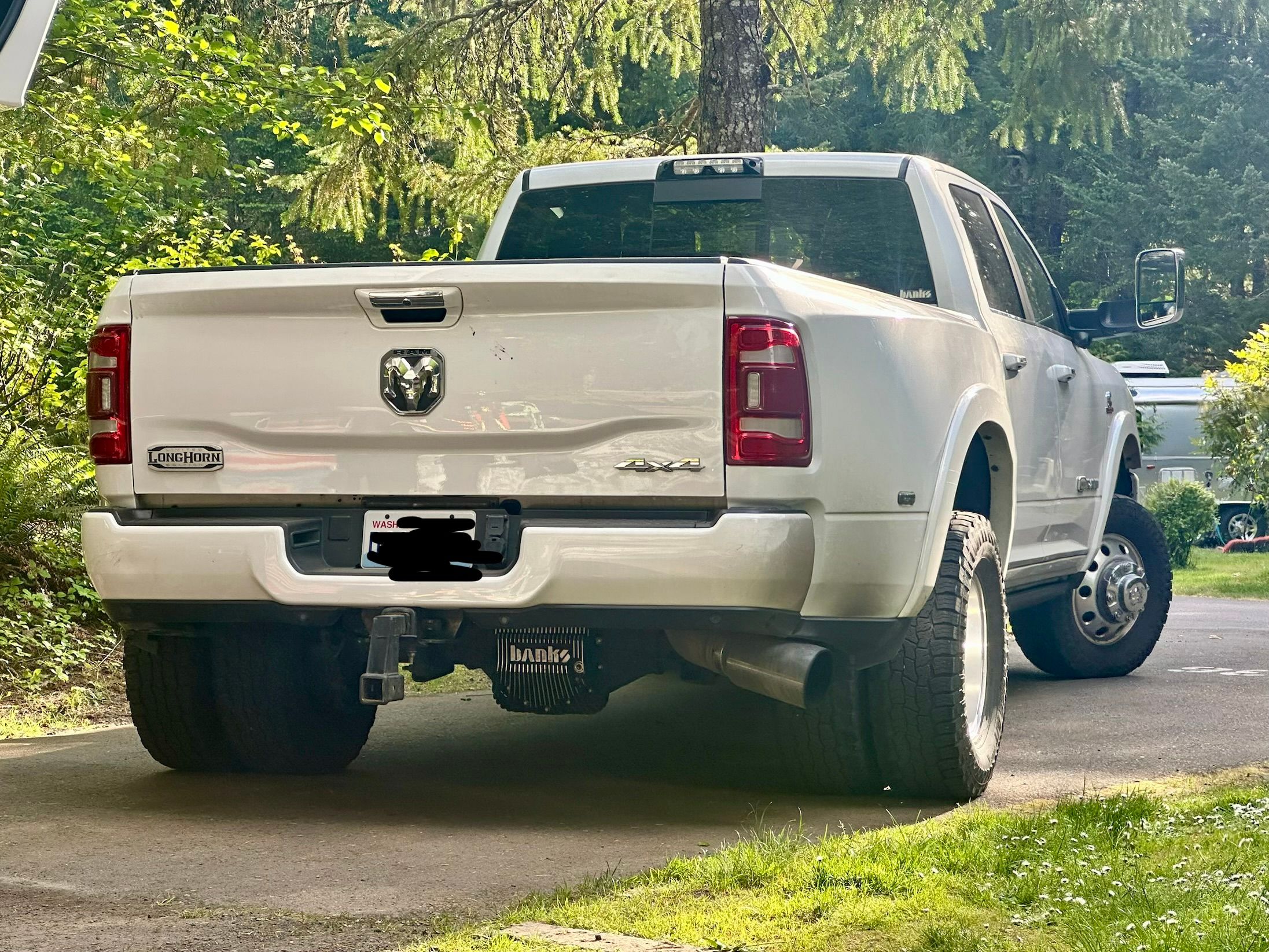 Used 2021 RAM 3500 Limited AWD/4WD image 2