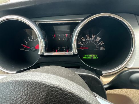 Used 2006 Ford Mustang GT Premium image 14