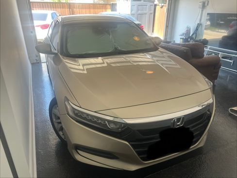 Used 2018 Honda Accord LX image 1