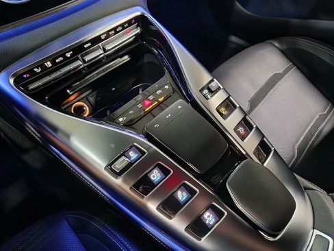 Used 2023 Mercedes-Benz AMG GT 43 image 15