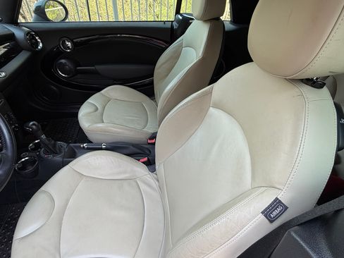 Used 2013 MINI Cooper Convertible FWD image 13