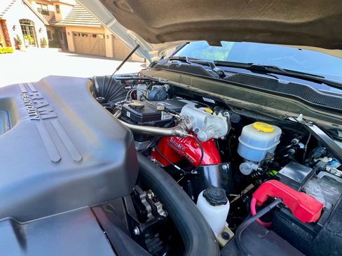 Used 2022 RAM 3500 Limited image 15