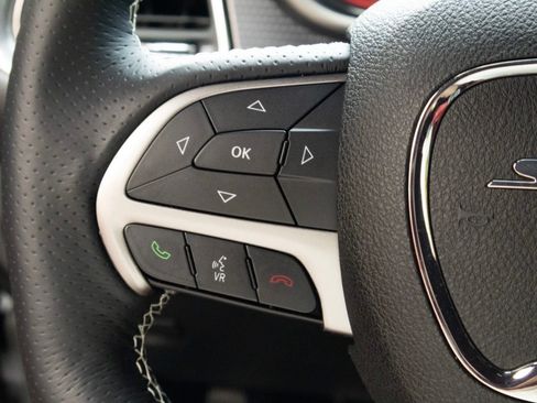 Used 2015 Dodge Challenger SRT Hellcat image 25