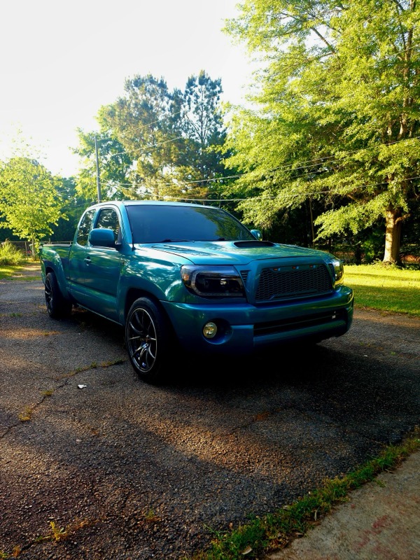 Used 2009 Toyota Tacoma X-Runner RWD image 4