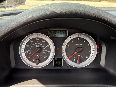 Used 2013 Volvo C70 T5 image 18