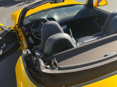 Used 2008 Honda S2000 image 4