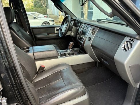 Used 2008 Ford Expedition EL Limited image 2
