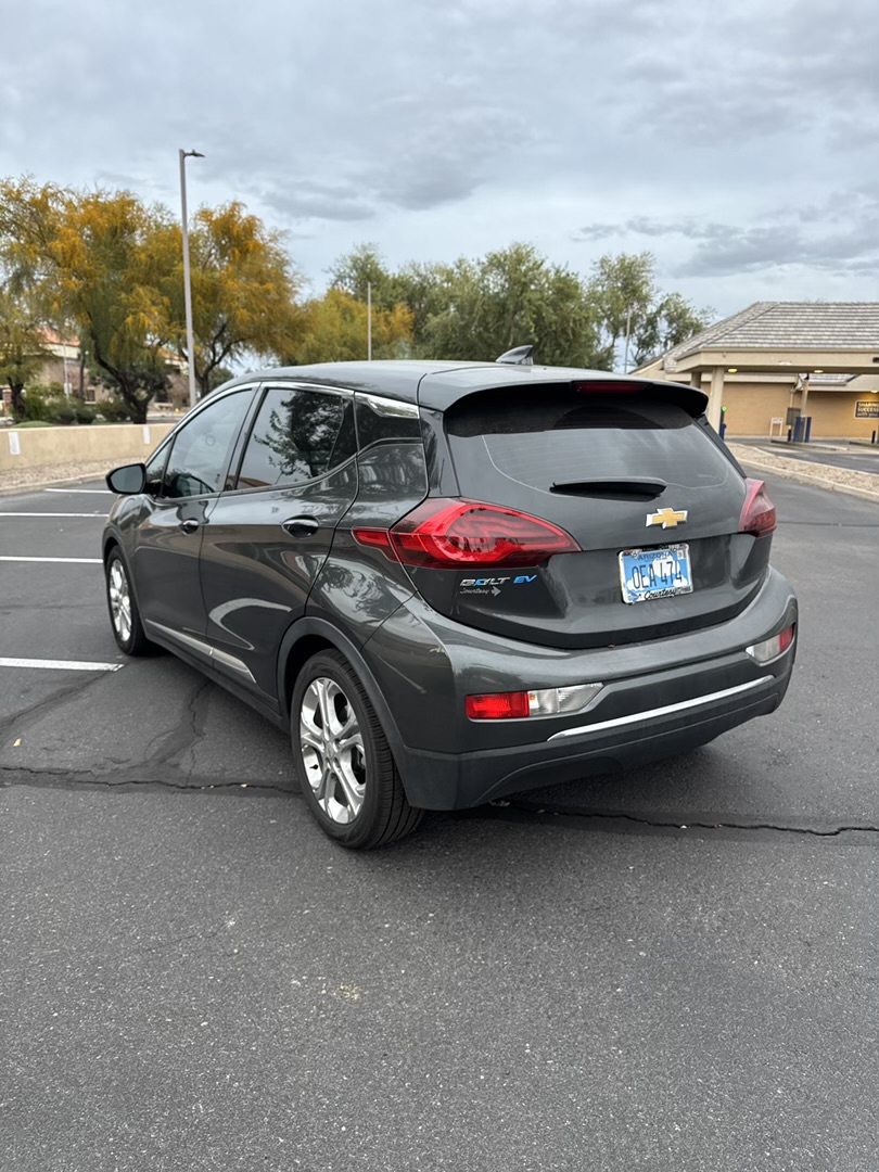 Used 2020 Chevrolet Bolt LT FWD image 10