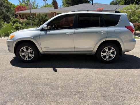 Used 2010 Toyota RAV4 Limited AWD/4WD image 4