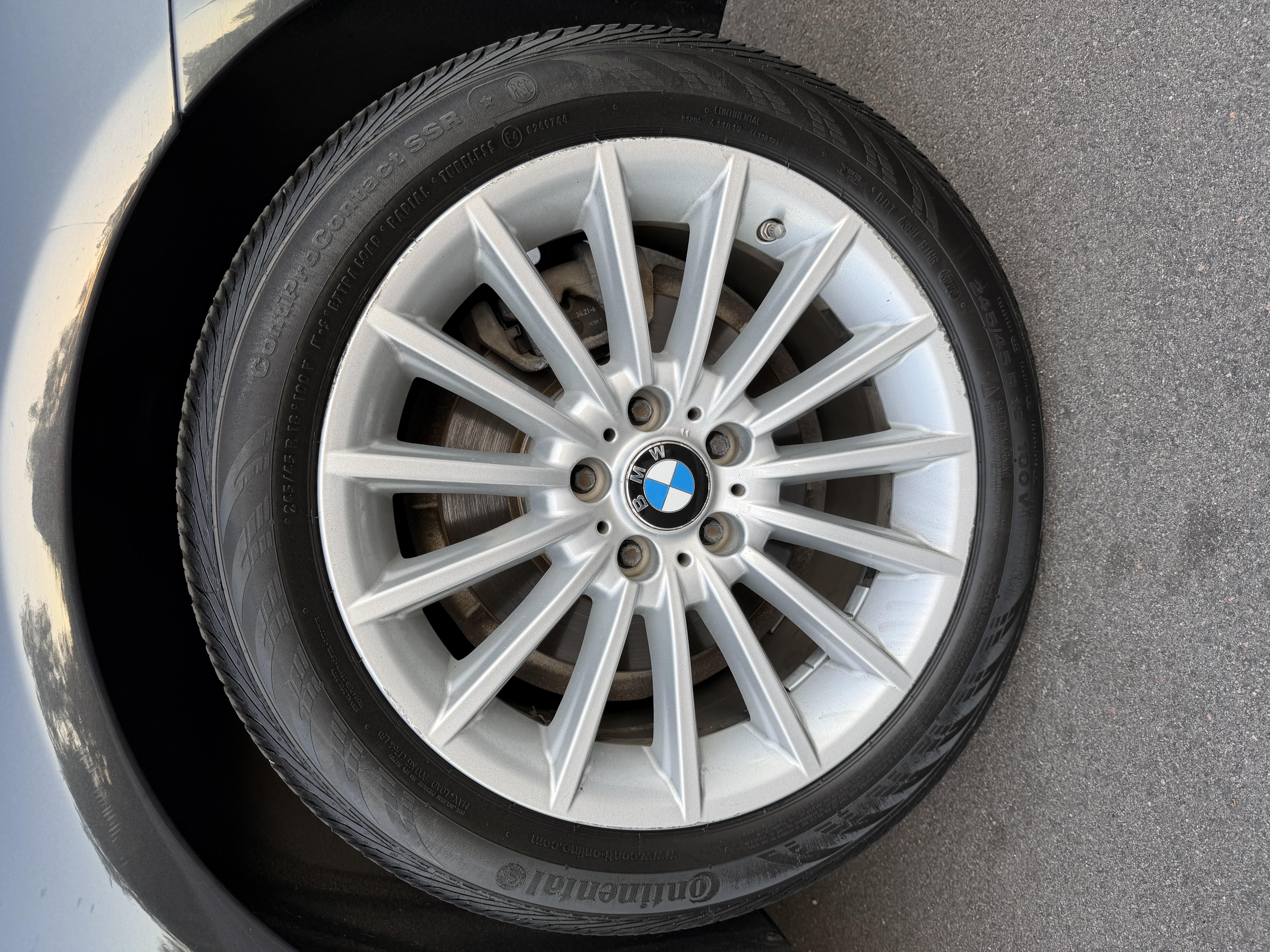 Used 2011 BMW 535i xDrive Sedan AWD/4WD image 22