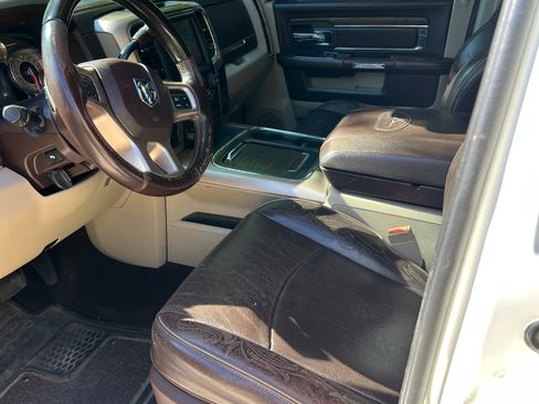 Used 2016 RAM 2500 Longhorn w/ Convenience Group AWD/4WD image 9