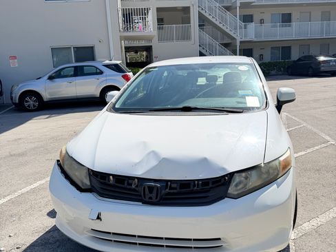 Used 2012 Honda Civic LX image 6