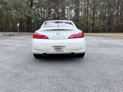 Used 2012 INFINITI G37 Convertible image 9