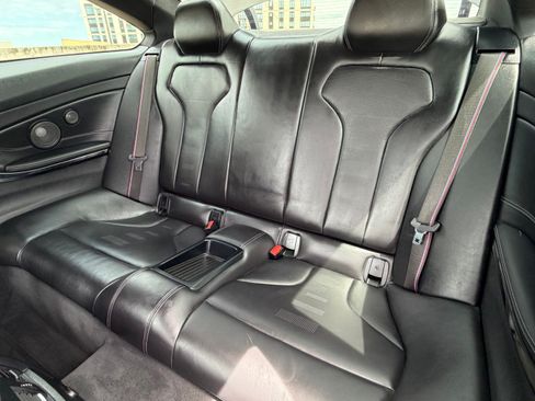 Used 2019 BMW M4 Coupe w/ Competition Package image 17