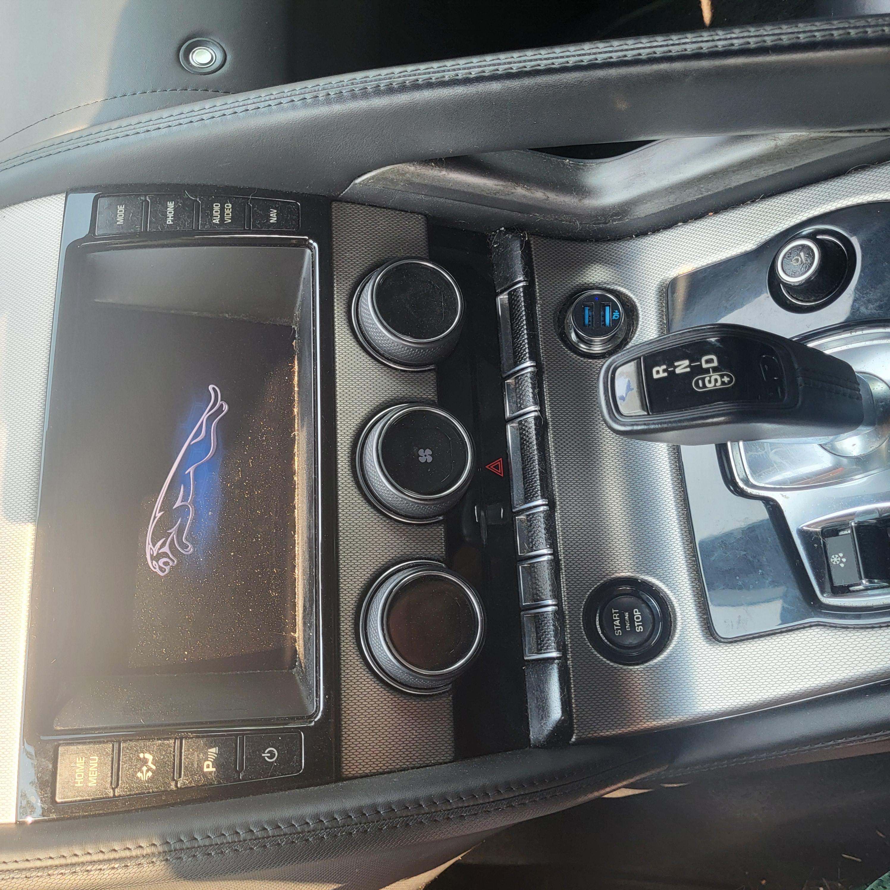 Used 2014 Jaguar F-TYPE Convertible RWD image 10