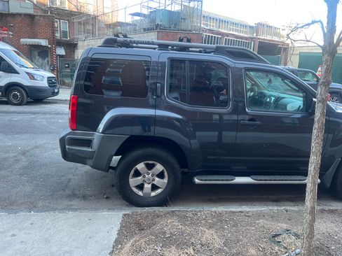 Used 2010 Nissan Xterra S image 2