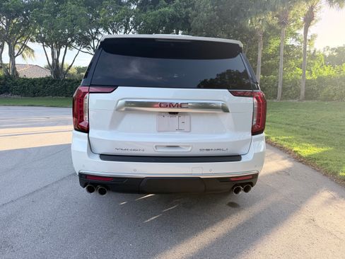 Used 2024 GMC Yukon Denali w/ Advanced Technology Package RWD image 6