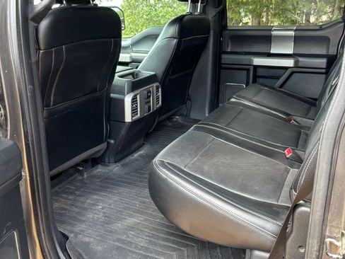 Used 2015 Ford F150 XLT w/ Equipment Group 302A Luxury AWD/4WD image 13