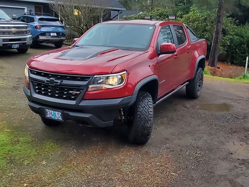 Used 2019 Chevrolet Colorado ZR2 w/ ZR2 Dusk Special Edition image 25