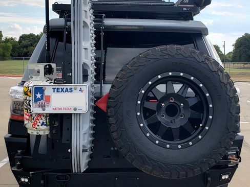 Used 2017 Toyota 4Runner TRD Pro image 9