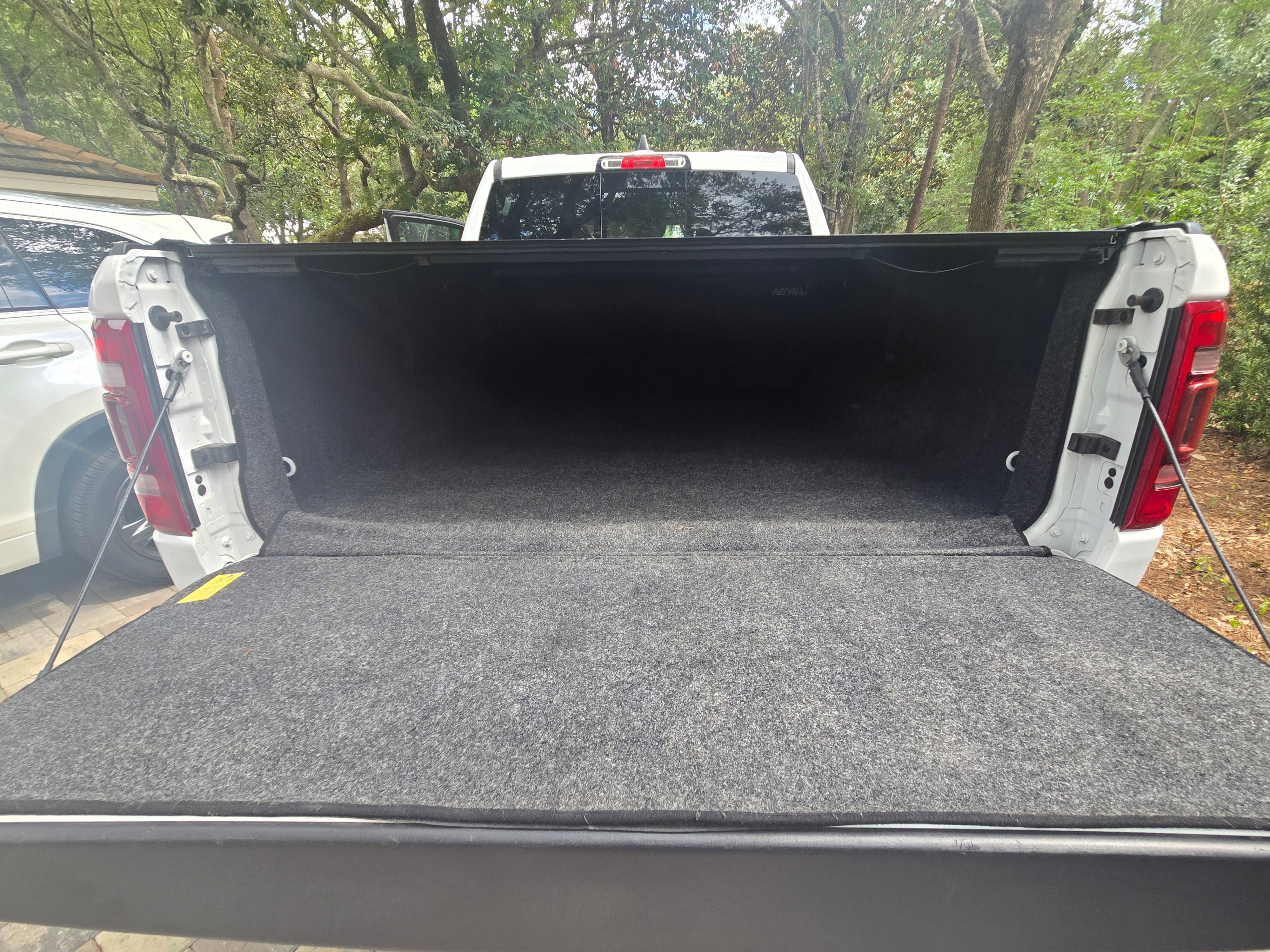Used 2022 RAM 1500 Laramie RWD image 5