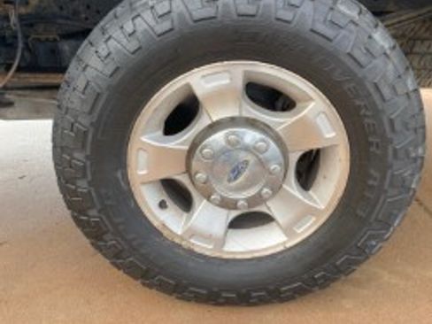 Used 2016 Ford F250 XLT w/ XLT Value Package image 17