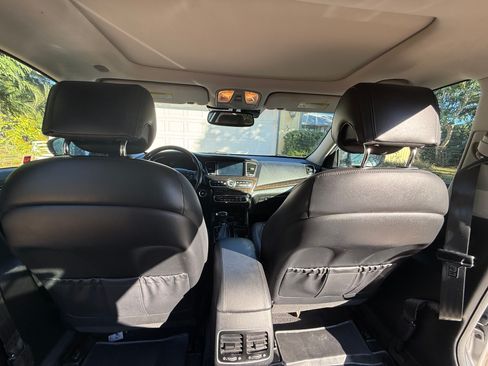 Used 2016 Kia Cadenza Premium w/ Luxury Plus Package image 19