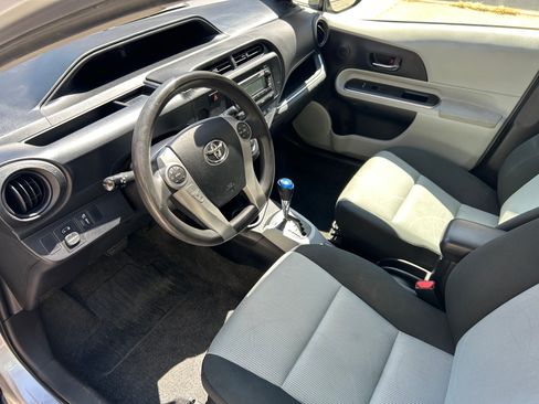 Used 2014 Toyota Prius C Two FWD image 13