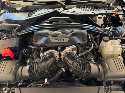 Used 2024 Ford Mustang GT Premium w/ GT Performance Package image 8