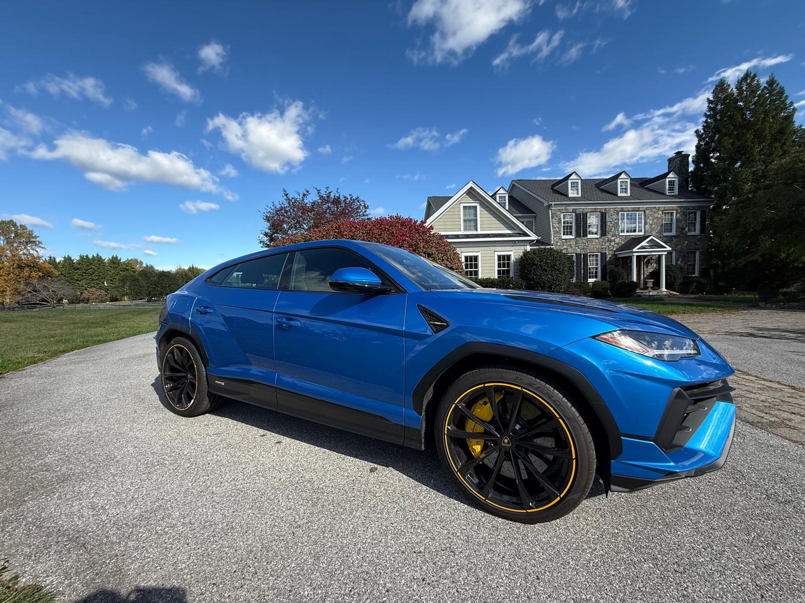 Used 2024 Lamborghini Urus S AWD/4WD image 5