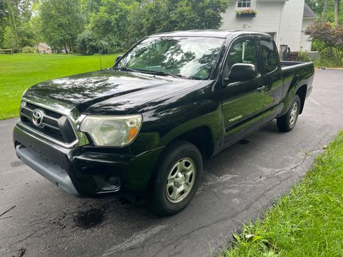 Used 2013 Toyota Tacoma 2WD Access Cab w/ SR5 Pkg image 19
