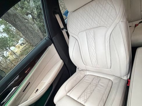 Used 2018 BMW 540i image 25