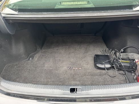 Used 2017 Lexus IS 200t F Sport w/ F Sport Package image 8