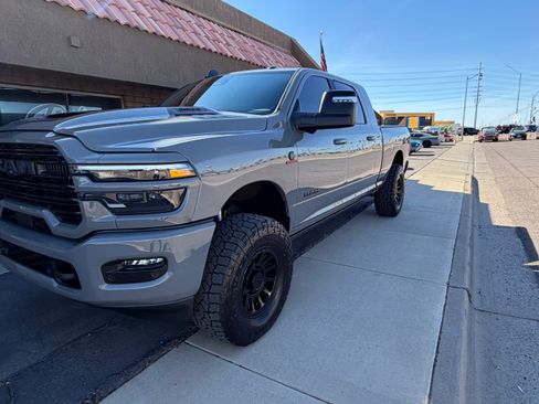 Used 2026 RAM 2500 Laramie w/ Night Edition AWD/4WD image 6