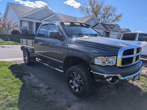Used 2004 Dodge Ram 2500 Truck SLT w/ Trailer Tow Group image 5