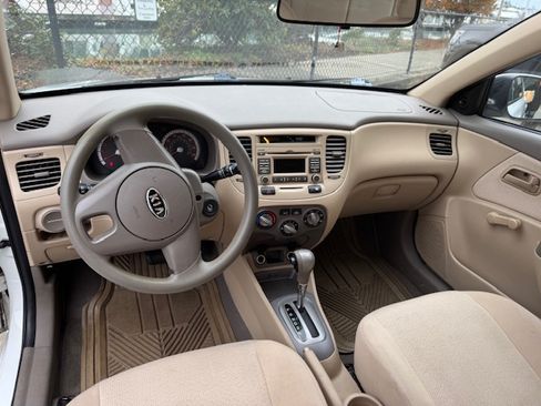 Used 2010 Kia Rio LX image 4