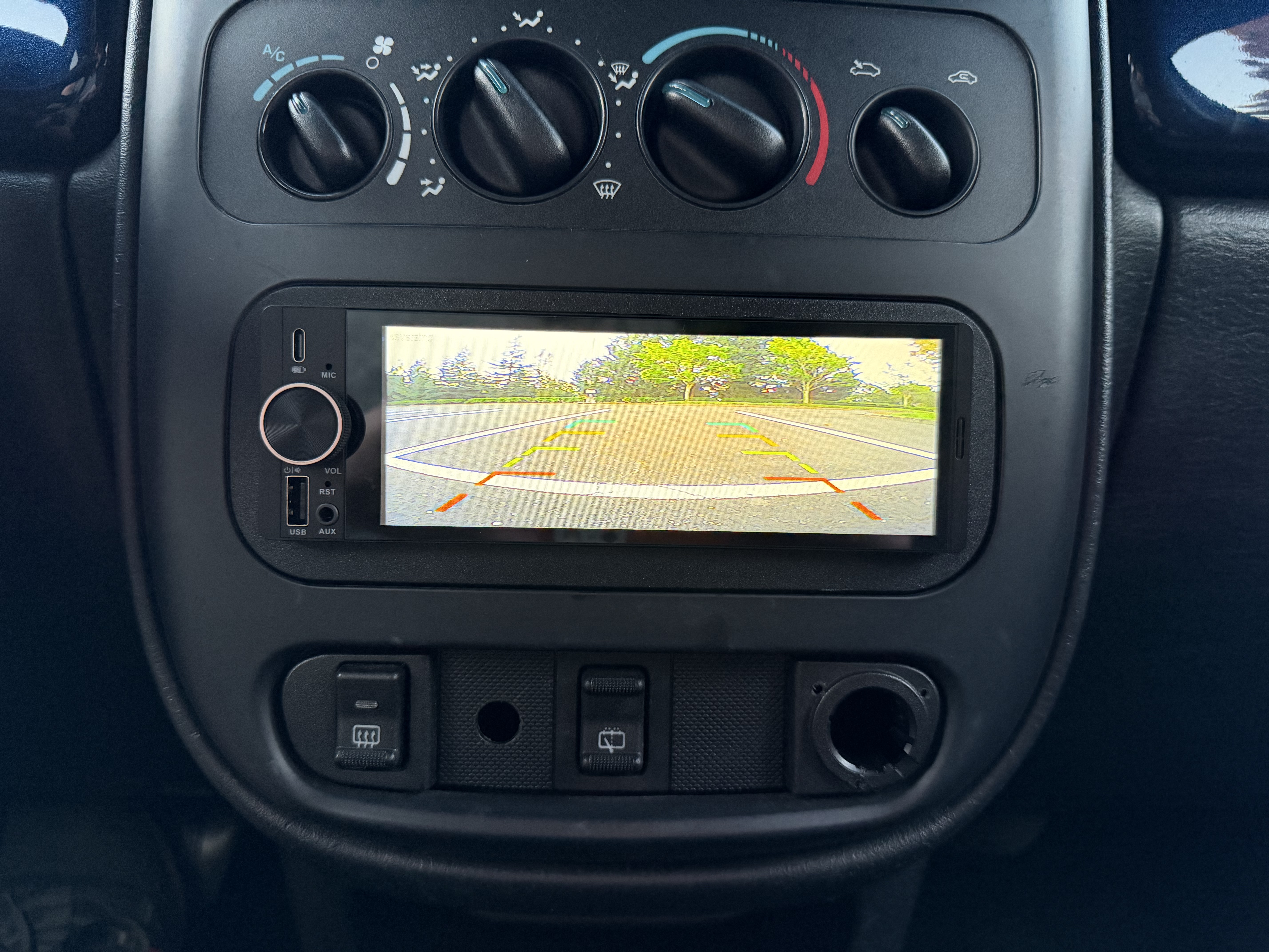 Used 2005 Chrysler PT Cruiser Touring FWD image 16