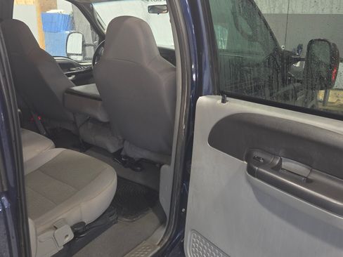 Used 2006 Ford F250 XLT image 24