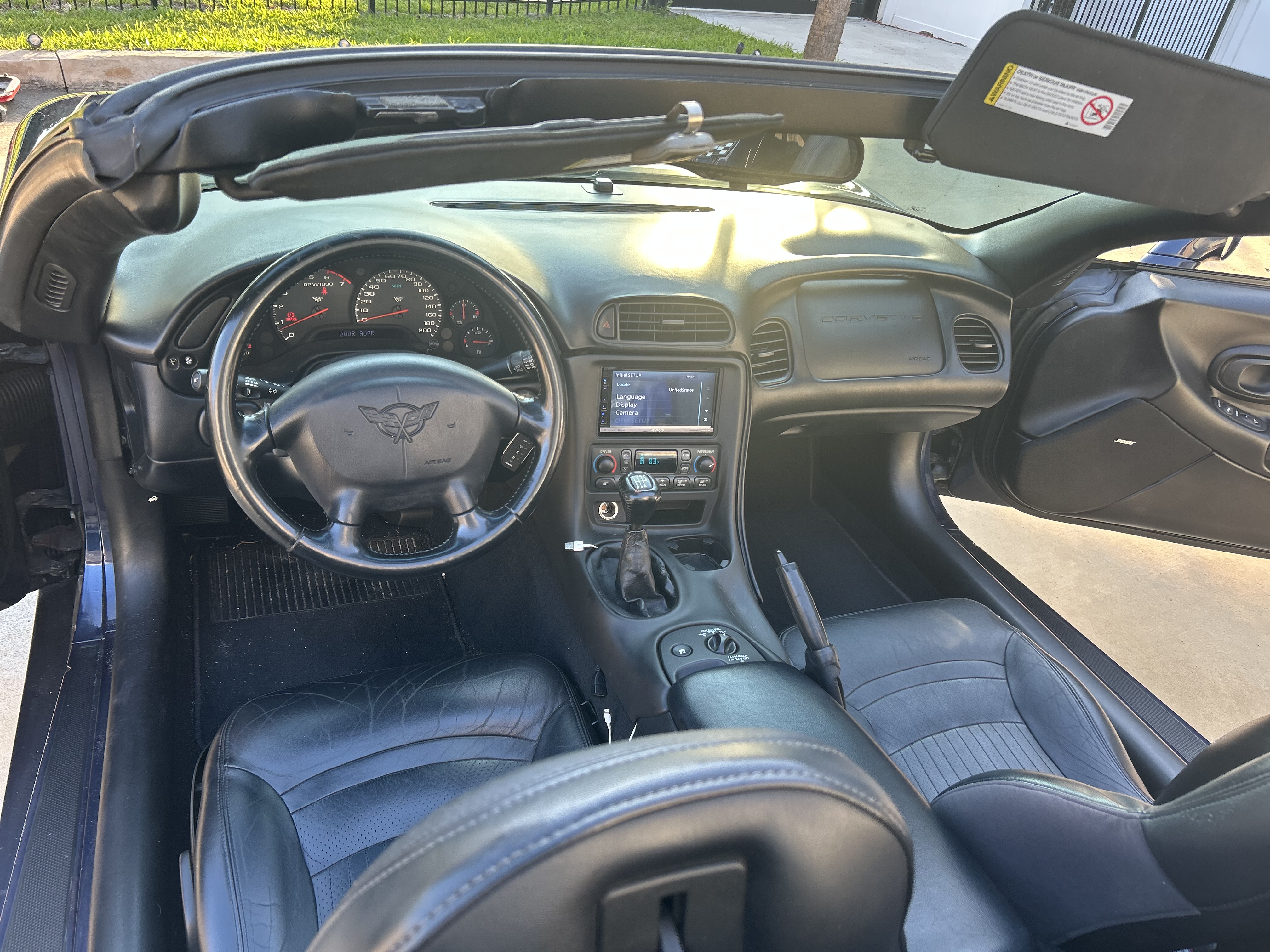 Used 2000 Chevrolet Corvette Convertible w/ Memory Pkg RWD image 11