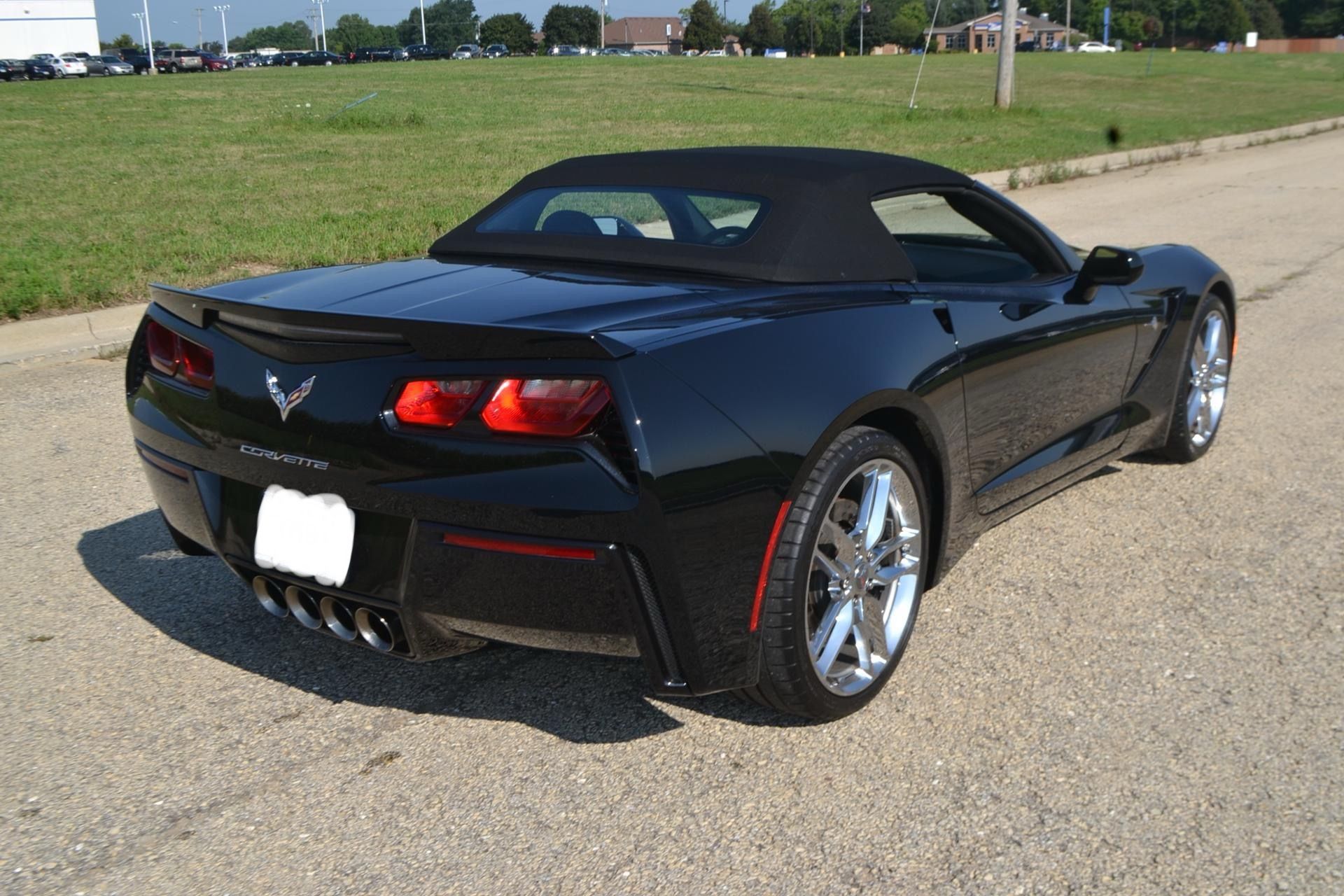 Used 2014 Chevrolet Corvette Stingray Convertible w/ 3LT Preferred Equipment Group RWD image 15