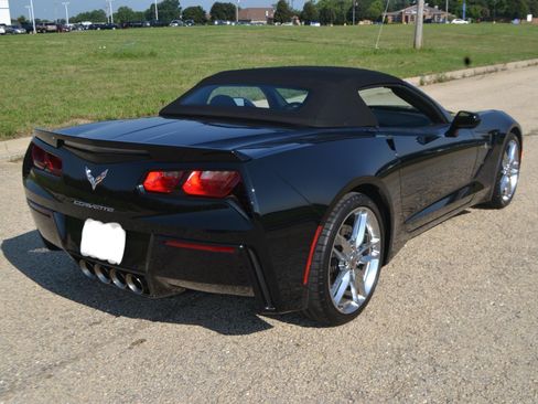 Used 2014 Chevrolet Corvette Stingray Convertible w/ 3LT Preferred Equipment Group RWD image 15
