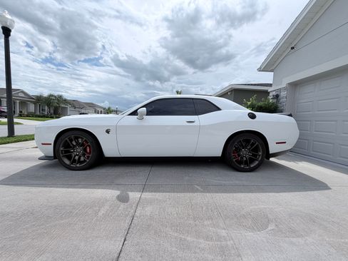 Used 2023 Dodge Challenger SRT Hellcat RWD image 1