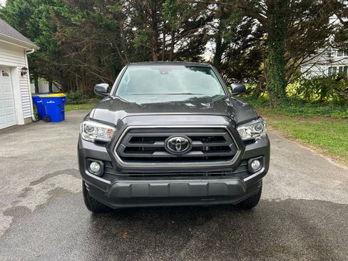 Used 2021 Toyota Tacoma SR5 image 7