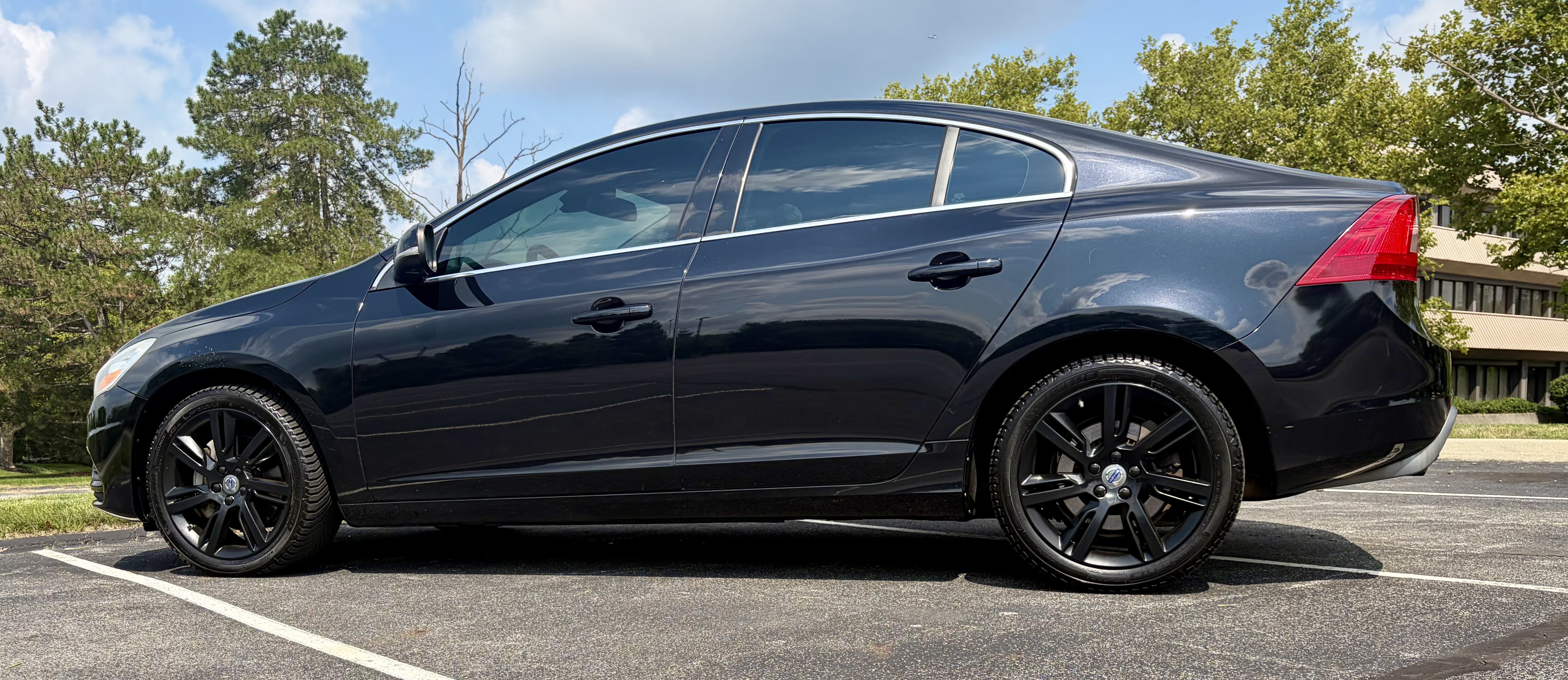 Used 2012 Volvo S60 T6 AWD/4WD image 2
