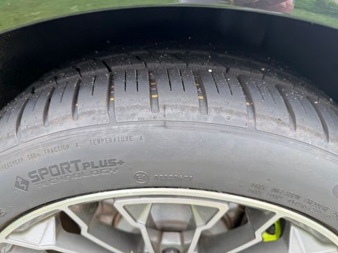Used 2018 Porsche Panamera 4 AWD/4WD image 15
