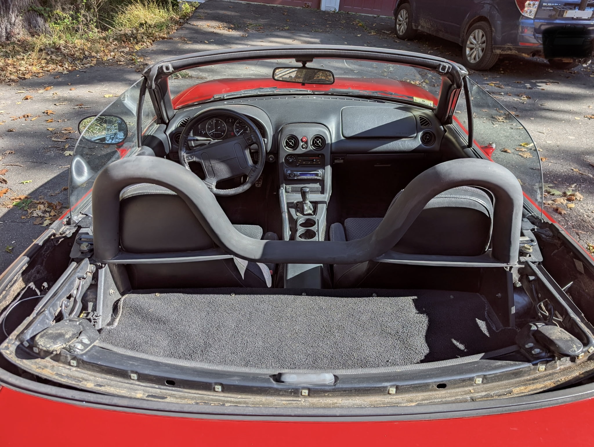 Used 1995 MAZDA MX-5 Miata RWD image 6