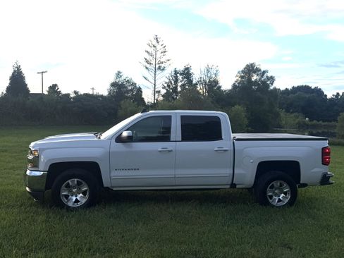 Used 2018 Chevrolet Silverado 1500 LT w/ All Star Edition RWD image 4