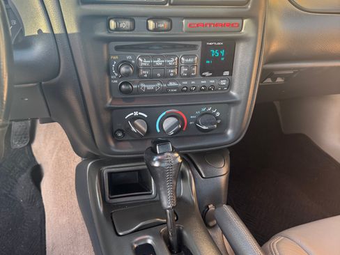 Used 1999 Chevrolet Camaro Z28 w/ SS Performance/Appearance Pkg RWD image 10