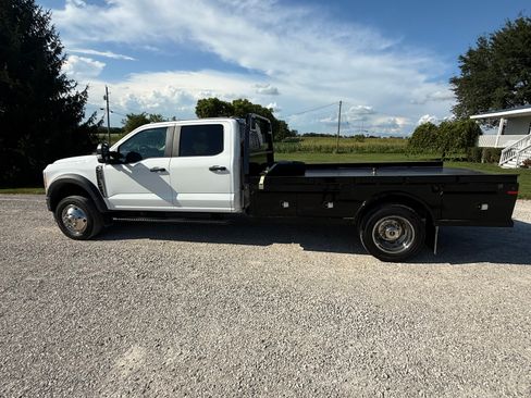 Used 2023 Ford F450 XL w/ XL Chrome Package image 2