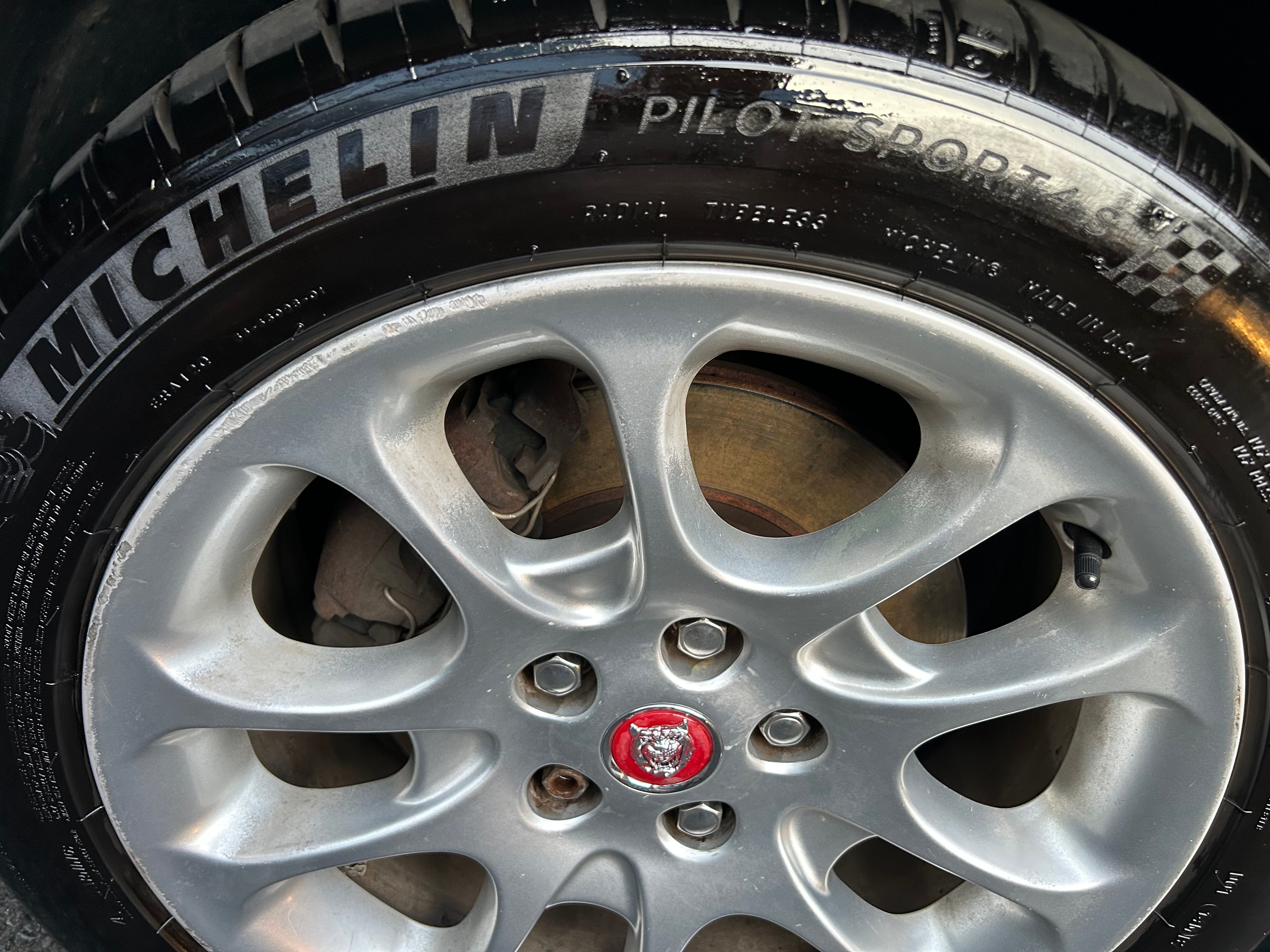 Used 2000 Jaguar XK8 Convertible RWD image 20